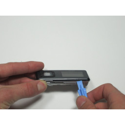 Замена крышки переднего корпуса SanDisk Sansa C250